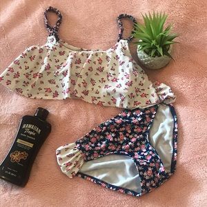 Girls sz 10 flounce 2 piece